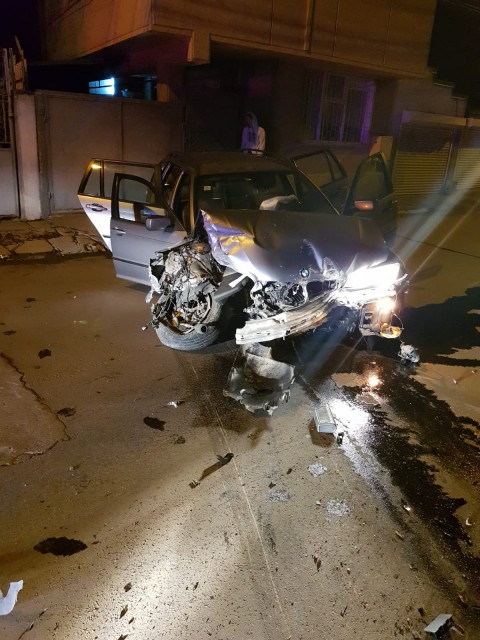 URMĂRIRI pe STRĂZILE din CONSTANȚA! Un șofer fugar a intrat cu mașina în gard!