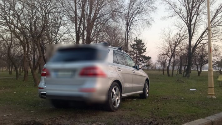 Sute de amenzi date de Poliția Locală pentru încălcări ale legislației rutiere și mizerie!