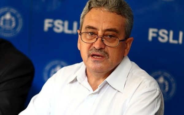 FSLI: Ministerul Educaţiei vrea copii bolnavi şi obezi în şcoli, prin eliminarea orelor de sport din învăţământul primar