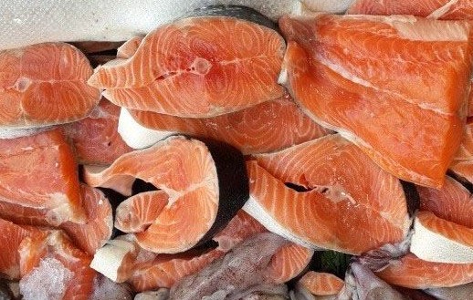 ATENȚIE! Au fost depistate noi cazuri de prezență a unei bacterii la produsul file de somon afumat