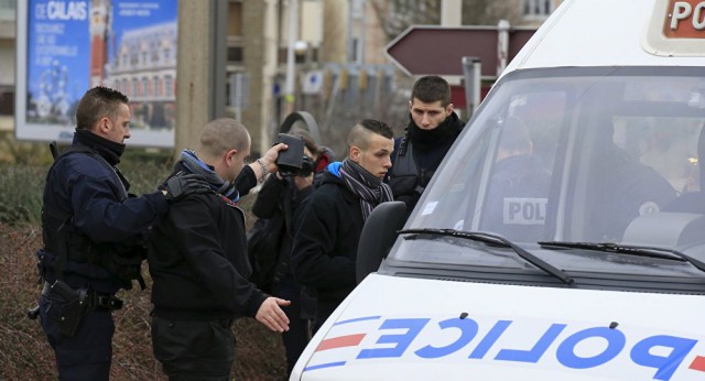 Poliţia franceză a arestat 44 de migranţi care s-au suit la bordul unui feribot în Calais