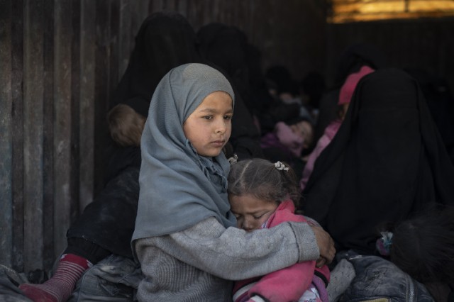 Save the Children: Peste 2.500 de copii din 30 de ţări trăiesc în trei tabere din Siria