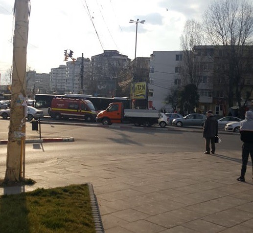 Accident rutier în zona City Park Mall