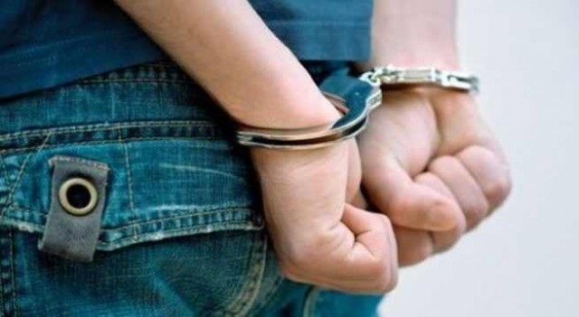 Patru minori arestați preventiv pentru săvârșirea mai multor infracțiuni