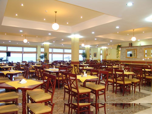 Restaurantul Modern din Mamaia, renovat