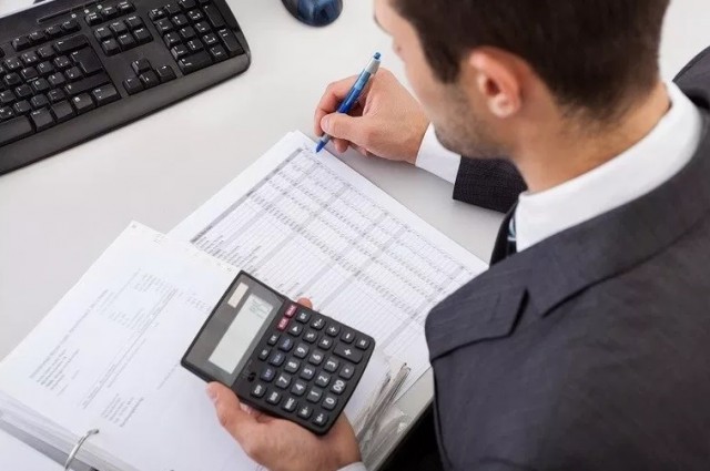 Numărul insolvenţelor va creşte cu 20% între 2019-2020; IMM-urile din construcţii şi comerţ, cele mai afectate