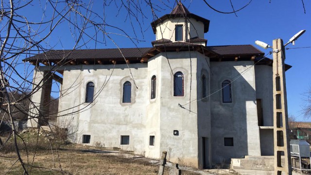 Situație FĂRĂ PRECEDENT: biserică scoasă la LICITAȚIE!