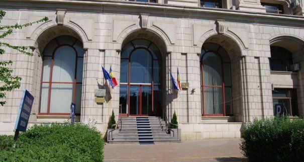 Ministerul Justiţiei a declanşat procedura de selecţie pentru propunerile de numire la şefia Parchetului General, DNA şi DIICOT