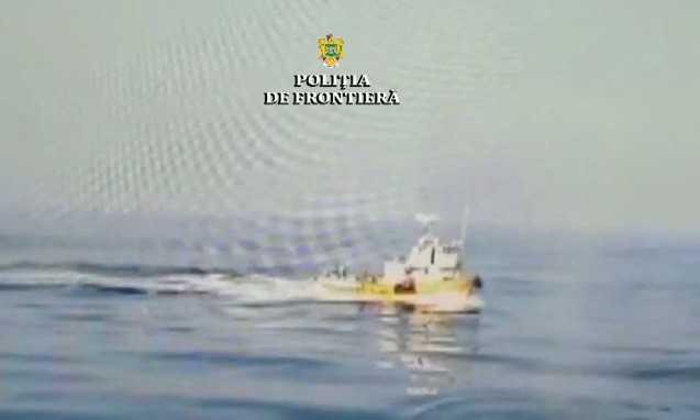 Pescador URMĂRIT cu FOCURI de ARMĂ în Marea Neagră! VIDEO