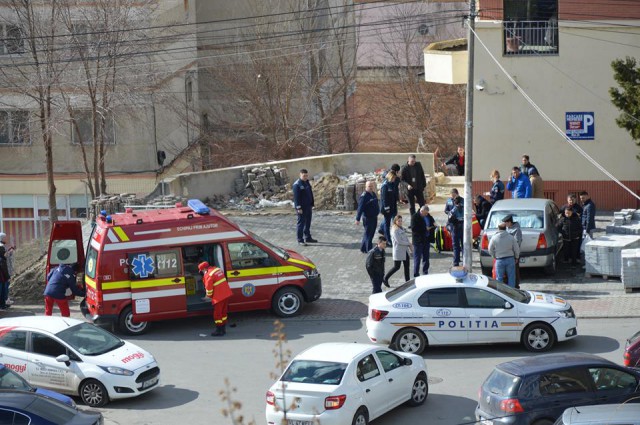Cernavodă: bărbat plin de sânge, preluat de un echipaj SMURD!