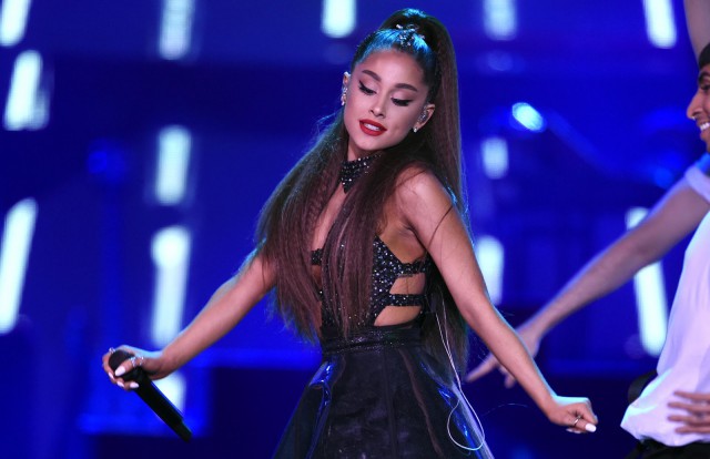 Ariana Grande: Fanii şi muzica mi-au salvat viaţa
