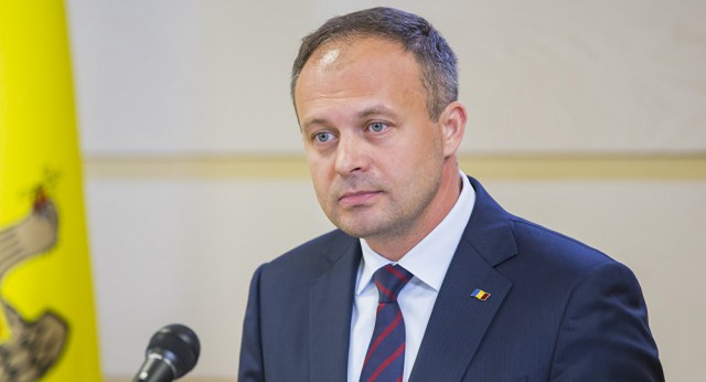 Alegeri în Republica Moldova: Partidul Democrat curtează blocul ACUM şi îi promite funcţia de premier în viitorul guvern