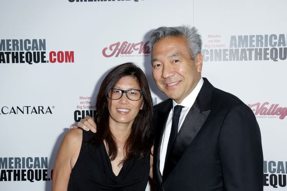 Preşedintele Warner Bros., Kevin Tsujihara, acuzat de abuzuri sexuale