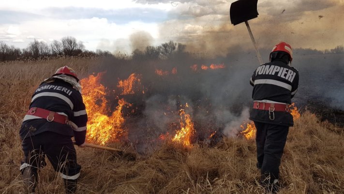 Patru incendii, în mai puțin de o oră, în Constanța