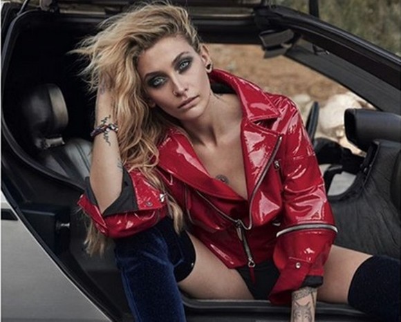 Fiica lui Michael Jackson, disperată din cauza acuzaţiilor aduse tatălui ei