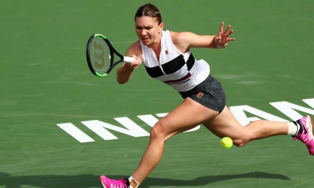 Simona Halep, SPULBERATĂ de Marketa Vondrousova (locul 61 WTA)