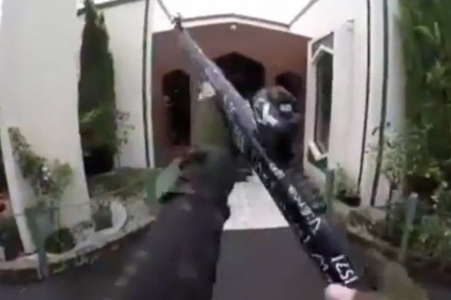 Atacurile din Christchurch: Un al doilea bărbat a fost inculpat pentru distribuirea imaginilor video filmate de atacator