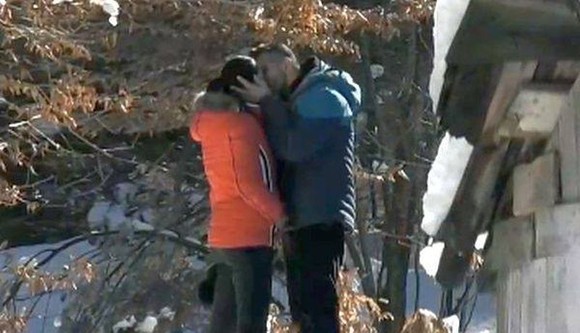 Sărutări pătimaşe la Ferma 2019. Brigitte Năstase a cedat avansurilor lui Florin Pastramă