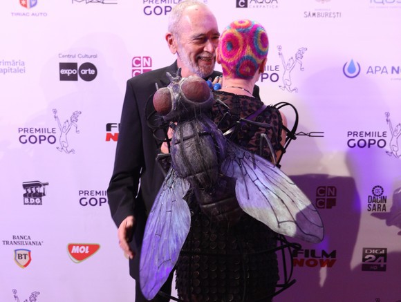 Doamna cu musca, cea mai spectaculoasă apariție de la Premiile Gopo. Cine este Iuliana Vîlsan