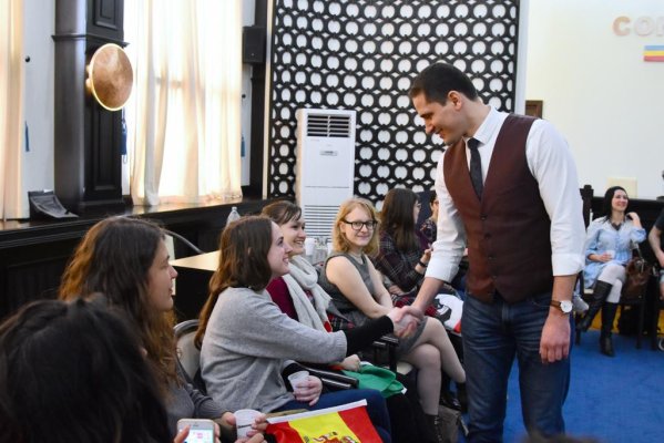 Tinerii europeni din proiectul „Job Hunters”, în vizită la Primăria Constanța