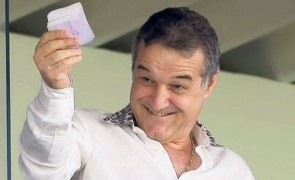 Revine Gigi Becali în politică?