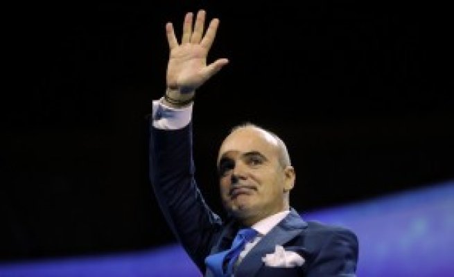 Rareș Bogdan și-a luat rămas bun de la Realitatea Tv după 7 ani! Ce mesaj le-a transmis fanilor