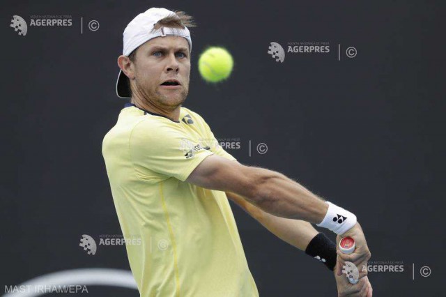 Radu Albot va juca în turul secund la Miami cu Roger Federer