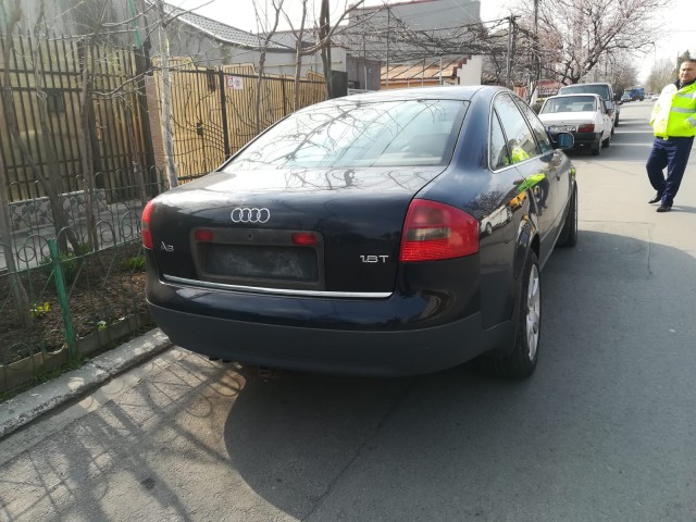 FOCURI de ARMĂ în Constanța! Un șofer FUGAR a LOVIT 5 MAȘINI! VIDEO
