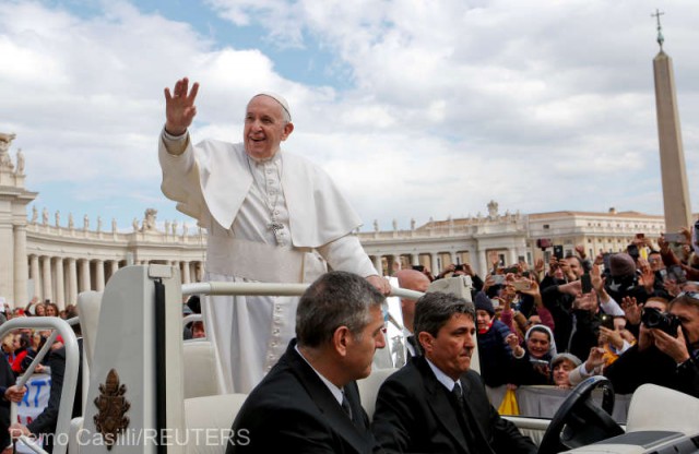 Papa Francisc a emis o nouă legislaţie pentru prevenirea şi combaterea violenţelor împotriva minorilor