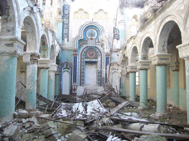Sinagoga din Zona Peninsulară: lucrări întârziate şi de arhitectul Vânturache