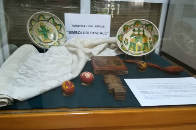 „Simboluri pascale”, tematica lunii aprilie la Muzeul de Artă Populară Constanța