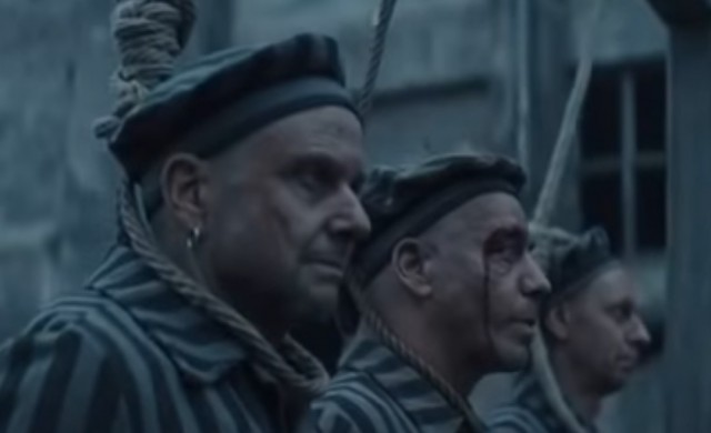 Membrii trupei Rammstein, criticați pentru un videoclip în care apar îmbrăcaţi ca prizonieri dintr-un lagăr nazist