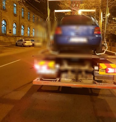 PARCĂRILE ILEGALE le aduc șoferilor SANCȚIUNI PE BANDĂ RULANTĂ! Iată câte mașini au fost ridicate!