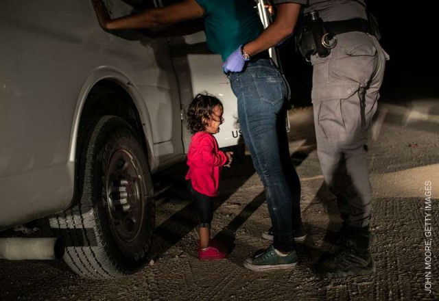 Imaginea unei fetiţe din Honduras plângând, premiată în cadrul World Press Photo 2019