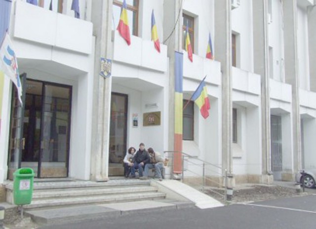 Se fac angajări în Primăria Constanța
