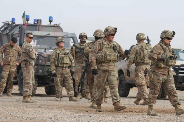 Washingtonul nu doreşte o retragere „precipitată“ din Afganistan