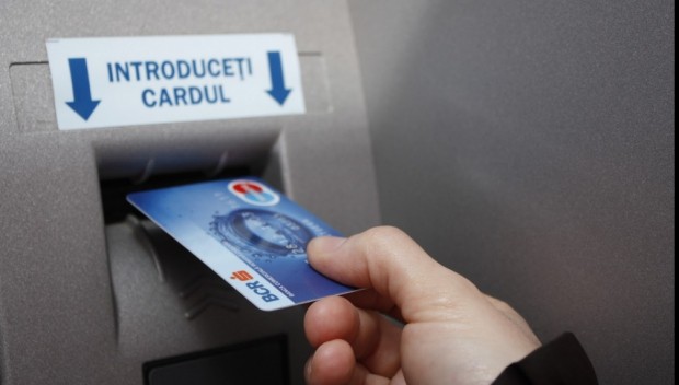 BCR opreşte temporar sistemul informatic care gestionează operaţiunile cu carduri