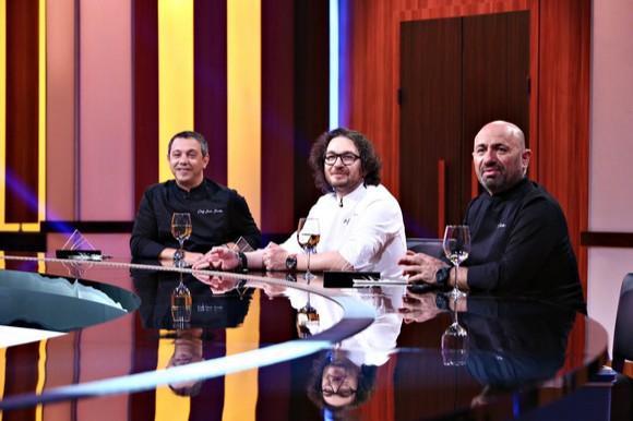 Sezonul special „Chefi la cuţite - Familii la cuțite“ va avea premiera pe 30 aprilie