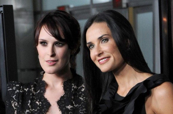 La ce trucuri recurge Rumer Willis pentru a semăna cu mama sa, Demi Moore