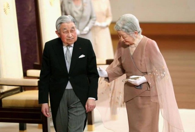 Japonia: Împăratul Akihito şi împărăteasa Michiko sărbătoresc 60 de ani de căsătorie