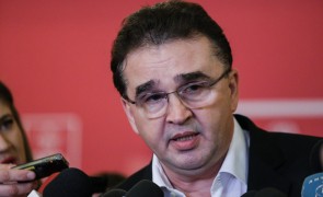 PSD îi pune condiţii lui Isărescu. Marian Oprişan în cere guvernatorului BNR să prezinte public un proiect