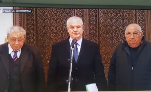 Foștii deținuți politic au propus două întrebări DURE pentru referendum