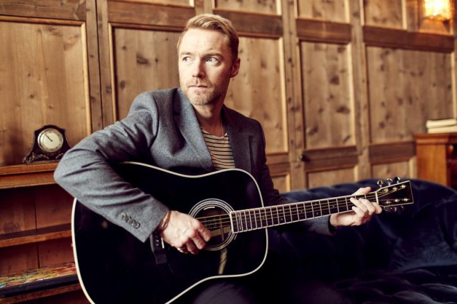 Ronan Keating va cânta în România doar pentru milionari! Starul britanic va susține un spectacol exclusivist în România, la vară