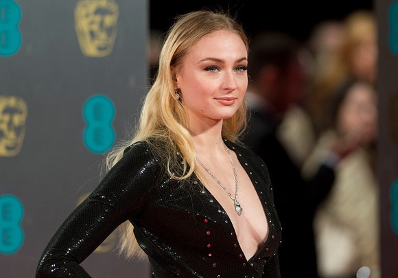 Sophie Turner din Game of Thrones se luptă cu depresia. Cum au afectat-o criticile pentru rolul Sansa Stark
