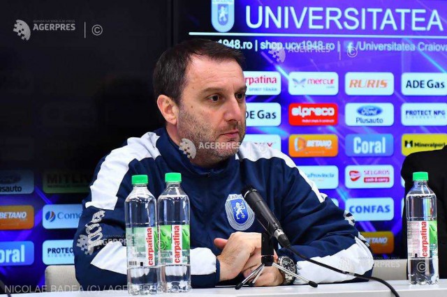 Antrenorul Devis Mangia, înlocuit de Universitatea Craiova cu Corneliu Papură