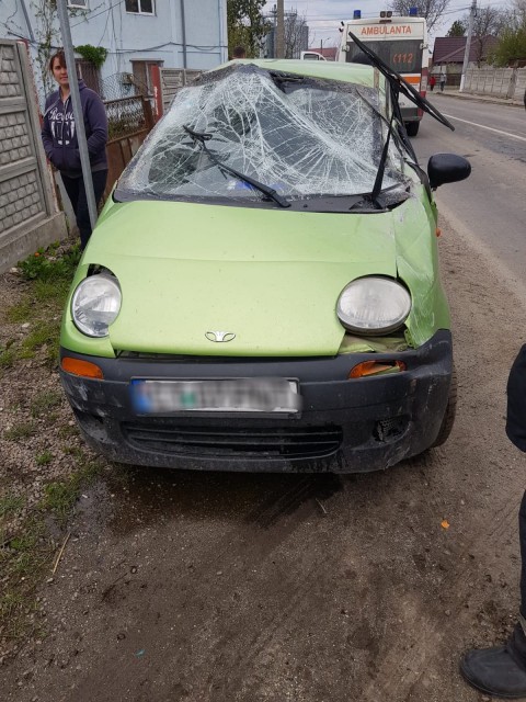 Un șofer BĂUT a făcut prăpăd în fața Postului de Poliție Negru Vodă! VIDEO