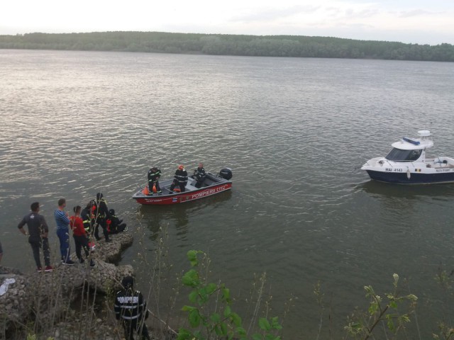 Copilul scos din Dunăre, la Rasova, declarat decedat