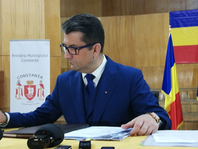 Decebal Făgădău: Sper ca mai devreme sau mai târziu, municipiul Constanța să beneficieze de cele 41 de autobuze electrice. VIDEO