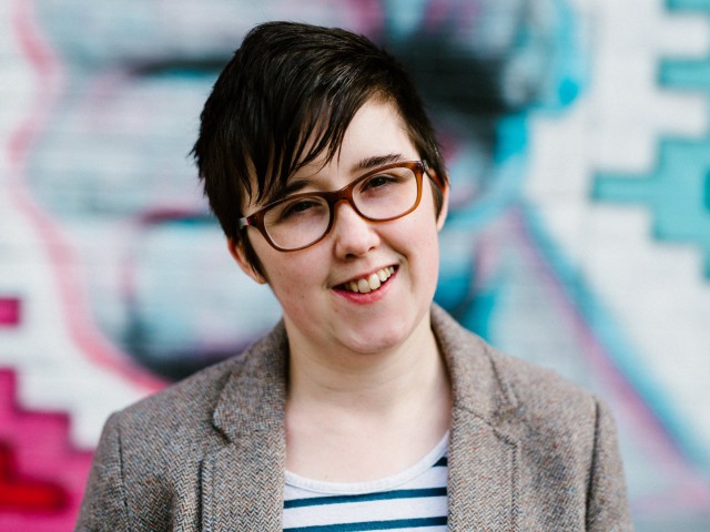 Marea Britanie: Poliţia nord-irlandeză a arestat doi tineri în legătură cu uciderea ziaristei Lyra McKee