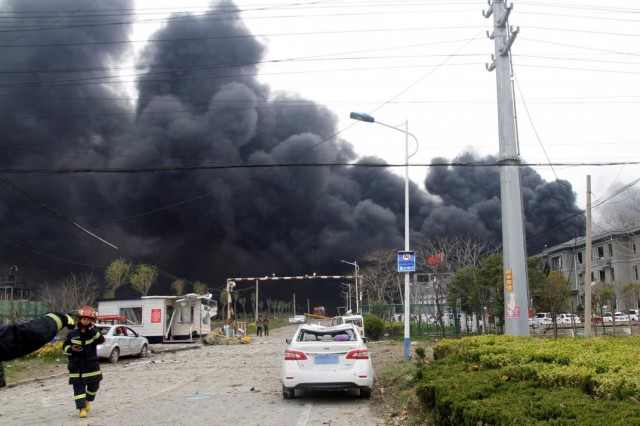 China: Trei morţi într-o explozie la un combinat chimic în Mongolia Interioară